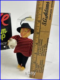 1988 NIGHTMARE ON ELM STREET Hanging Store Display Sign FREDDY KRUEGER Stick-Up