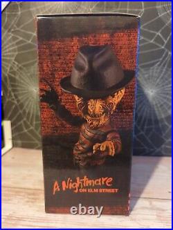 2019 Nightmare on Elm Street MDS Freddy Krueger 6 Figure Mezco