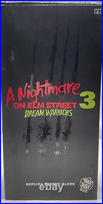 A Nightmare On Elm Street 3 Dream Warriors Replica Freddy Glove in Original Box