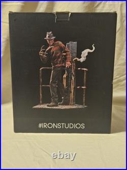 A Nightmare On Elm Street FREDDY KREUGER 1/10 Art Scale Statue (Iron Studios)