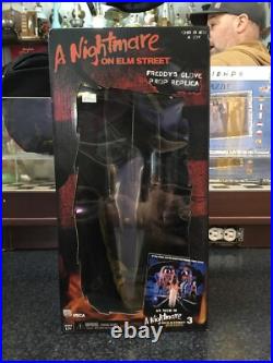A Nightmare On Elm Street Freddy Krueger Glove Prop Replica
