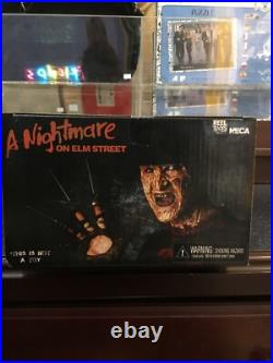 A Nightmare On Elm Street Freddy Krueger Glove Prop Replica