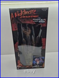 A Nightmare on Elm Street 3 Dream Warriors Freddy Krueger Glove Replica NEW
