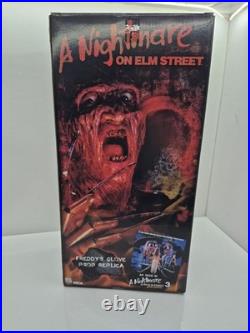 A Nightmare on Elm Street 3 Dream Warriors Freddy Krueger Glove Replica NEW