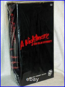 A Nightmare on Elm Street Deluxe Freddy Krueger Prop Glove (FUNKO POP) NEW
