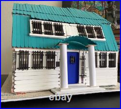 A Nightmare on Elm Street House Model Handmade Horror Collectible