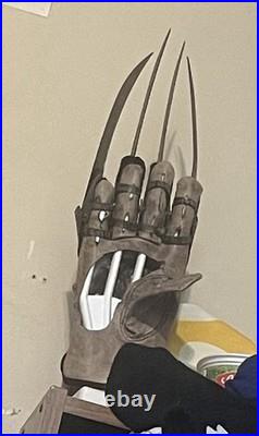 A nightmare on elm street glove And Sweater