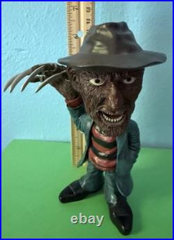 FREDDY KRUEGER Living Room Shelf Terror Statuette Nightmare On Elm Street
