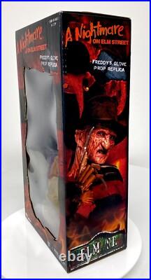 FREDDY KRUEGER'S GLOVE Collectible PROP REPLICA Nightmare of Elm Street NECA NEW