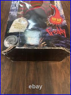 Freddy Krueger RIP Horror Collector limited A Nightmare On Elm Street Spencer's