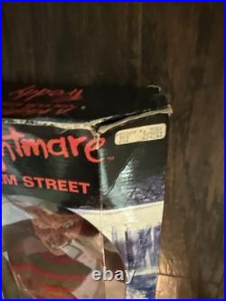 Freddy Krueger RIP Horror Collector limited A Nightmare On Elm Street Spencer's