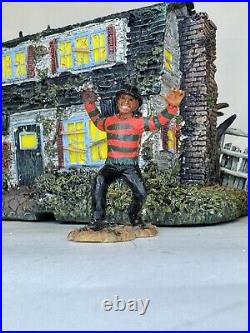 Hawthorne Village Horror Classics A Nightmare on Elm Street Lighted House Freddy