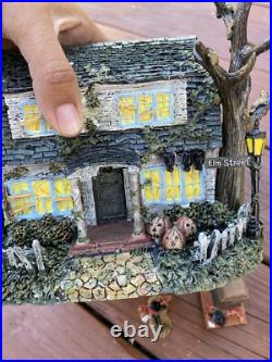 Hawthorne Village of Horror Classics A Nightmare On Elm Street 842 Elm Street