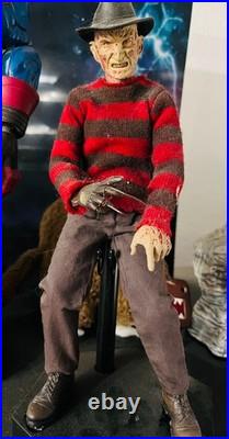 Hot Toys Freddy Krueger A Nightmare On Elm Street Action Figure