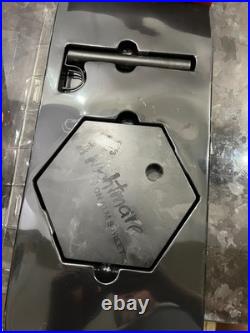 Hot Toys Freddy Krueger A Nightmare On Elm Street Action Figure