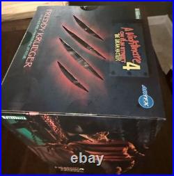 Kotobukiya A Nightmare on Elm Street 4The Dream Master Freddy Krueger Statue