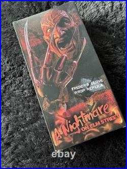 NECA FREDDY KRUEGER'S GLOVE Collectible PROP REPLICA Nightmare of Elm Street