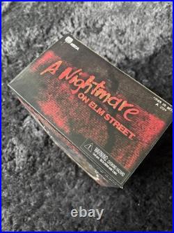 NECA FREDDY KRUEGER'S GLOVE Collectible PROP REPLICA Nightmare of Elm Street