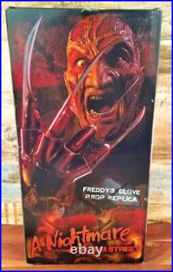 NECA Freddy Krueger Nightmare on Elm Street Glove Prop Replica Collectible NIB