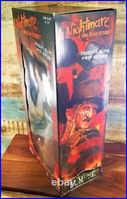 NECA Freddy Krueger Nightmare on Elm Street Glove Prop Replica Collectible NIB