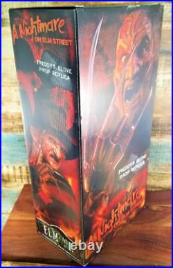 NECA Freddy Krueger Nightmare on Elm Street Glove Prop Replica Collectible NIB