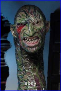 NECA Nightmare On Elm Street Freddy Krueger Accessory Set Deluxe Official