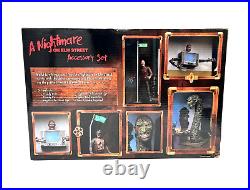 NECA Nightmare on Elm Street Accessory Set Dream Warriors Freddy Krueger Dmg Box