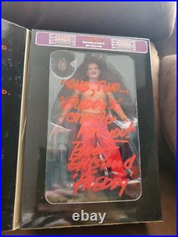 NECA Nightmare on Elm Street Video Game FREDDY KRUEGER Signed Robert Englund