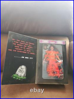 NECA Nightmare on Elm Street Video Game FREDDY KRUEGER Signed Robert Englund