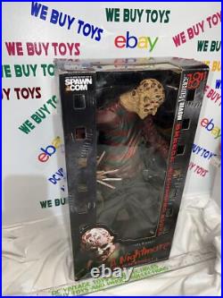 NIB A Nightmare On Elm Street 18 Freddy Krueger McFarlane Toys Movie Maniacs