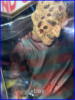 NIB A Nightmare On Elm Street 18 Freddy Krueger McFarlane Toys Movie Maniacs