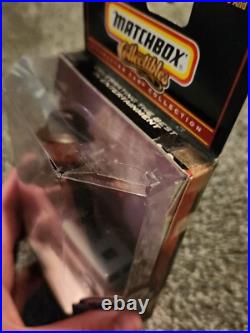 NIGHTMARE ON ELM STREET Robert Englund Autograph Freddy Krueger Signed Figure