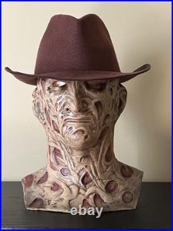 N. M. C. 2015 Freddy Krueger Mask Nightmare On Elm Street Display Halloween Horror