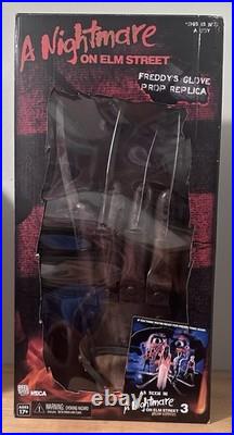 Neca Nightmare On Elm Street Freddy Krueger Prop Replica Glove New