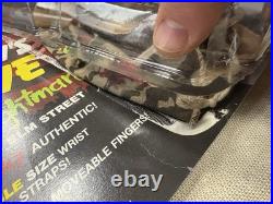 Nightmare On Elm Street Freddy Krueger CAMO Glove Marty Toy On Damaged Card VTG