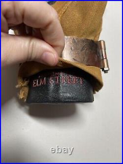 Rare NECA Freddy Krueger Glove Prop Replica A Nightmare On Elm Street (2010) Rare NECA Freddy Krueger Glove Prop Replica A Nightmare On Elm Street (2010)