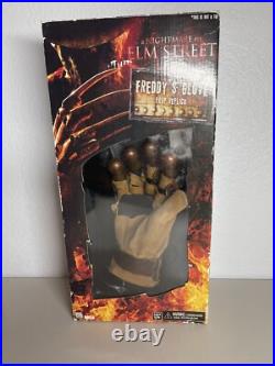 Rare NECA Freddy Krueger Glove Prop Replica A Nightmare On Elm Street (2010)