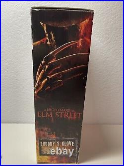Rare NECA Freddy Krueger Glove Prop Replica A Nightmare On Elm Street (2010) Rare NECA Freddy Krueger Glove Prop Replica A Nightmare On Elm Street (2010)