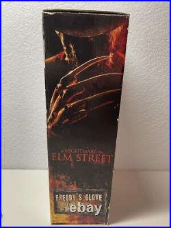 Rare NECA Freddy Krueger Glove Prop Replica A Nightmare On Elm Street (2010) Rare NECA Freddy Krueger Glove Prop Replica A Nightmare On Elm Street (2010)