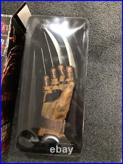 Rare NECA Freddy's Glove Prop Replica A Nightmare On Elm Street (2010)