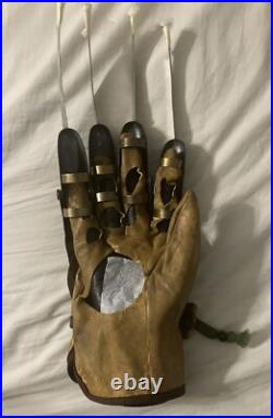 Robert Englund Signed Glove NECA JSA COA Freddy Krueger Nightmare On Elm Street Robert Englund Signed Glove NECA JSA COA Freddy Krueger Nightmare On Elm Street