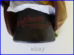 Robert Englund Signed Glove NECA JSA COA Freddy Krueger Nightmare On Elm Street Robert Englund Signed Glove NECA JSA COA Freddy Krueger Nightmare On Elm Street