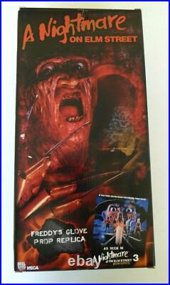 Robert Englund Signed Glove NECA JSA COA Freddy Krueger Nightmare On Elm Street Robert Englund Signed Glove NECA JSA COA Freddy Krueger Nightmare On Elm Street