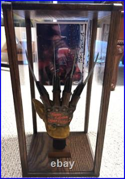Robert Englund Signed Glove NECA JSA COA Freddy Krueger Nightmare On Elm Street Robert Englund Signed Glove NECA JSA COA Freddy Krueger Nightmare On Elm Street