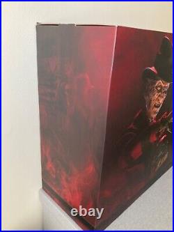 Sideshow Collectibles A Nightmare On Elm Street Premium Format Freddy Krueger