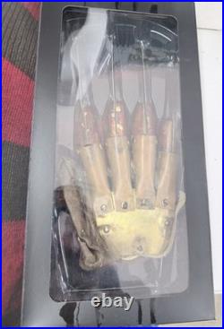 Trick or Treat Studios A Nightmare On Elm Street 1 Movie -Freddy's Glove
