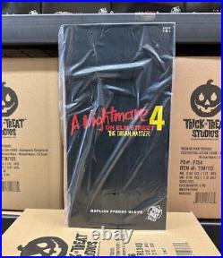 Trick or Treat Studios Freddy Krueger A Nightmare On Elm Street 4 Deluxe Glove