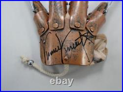VINNIE VINCENT Signed FREDDY Krueger GLOVE Nightmare on Elm Street 4 KISS BAS QR VINNIE VINCENT Signed FREDDY Krueger GLOVE Nightmare on Elm Street 4 KISS BAS QR