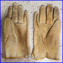VTG Wells Lamont 7279 M Nightmare on Elm Street Freddy Krueger's Glove Prop VTG Wells Lamont 7279 M Nightmare on Elm Street Freddy Krueger's Glove Prop