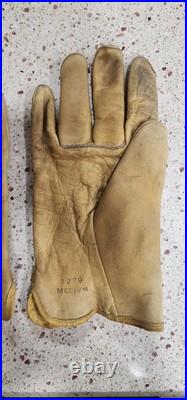 VTG Wells Lamont 7279 M Nightmare on Elm Street Freddy Krueger's Glove Prop VTG Wells Lamont 7279 M Nightmare on Elm Street Freddy Krueger's Glove Prop